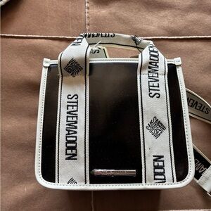 Steve Madden Black and White Handbag/Crossbody